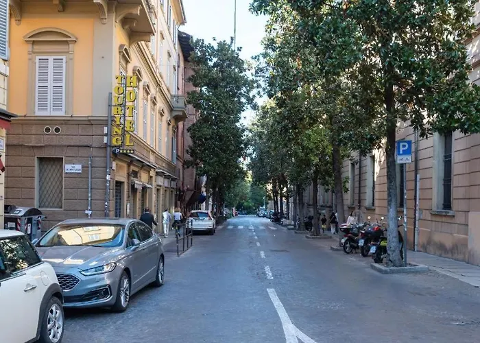 Al Tribunale - And - Bedinbolognacentro Pensionat