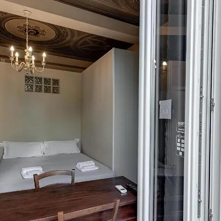 Al Tribunale - And - Bedinbolognacentro ボローニャ