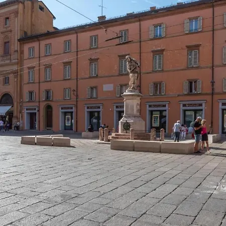 Al Tribunale - And - Bedinbolognacentro Pensjonat