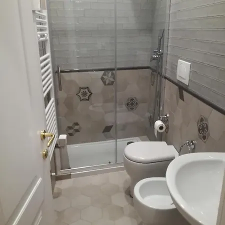 ゲストハウス Al Tribunale - And - Bedinbolognacentro 3*